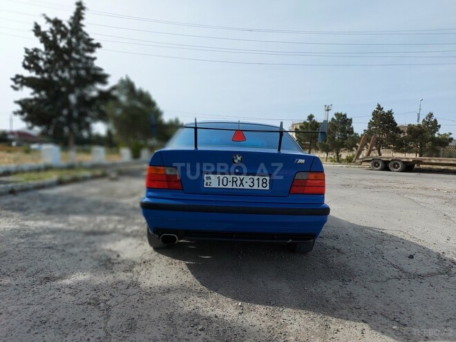 BMW 318 1993, 356,000 km - 1.8 l - Bakı