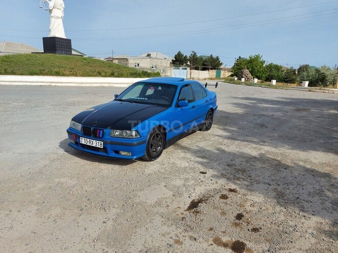 BMW 318 1993, 356,000 km - 1.8 l - Bakı