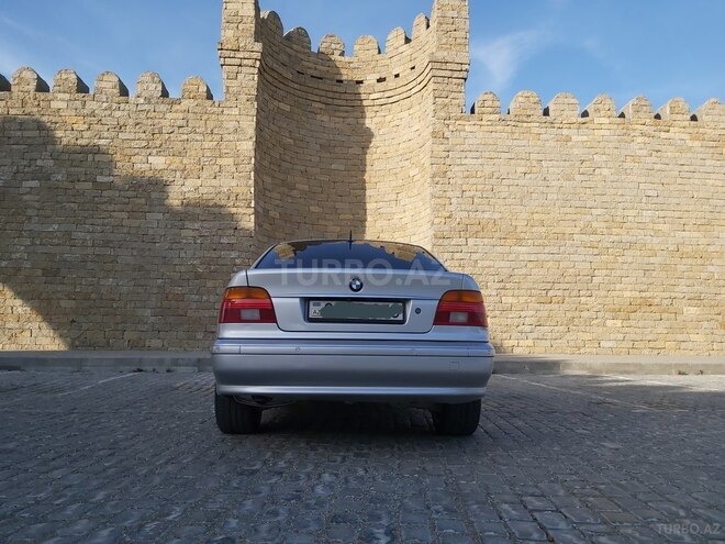 BMW 530 2001, 352,000 km - 3.0 l - Bakı
