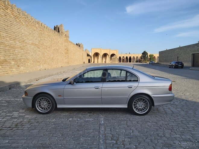 BMW 530 2001, 352,000 km - 3.0 l - Bakı
