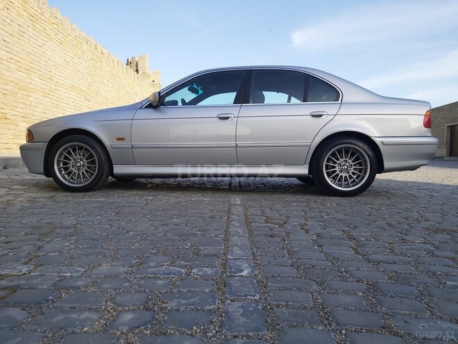 BMW 530 2001, 352,000 km - 3.0 l - Bakı