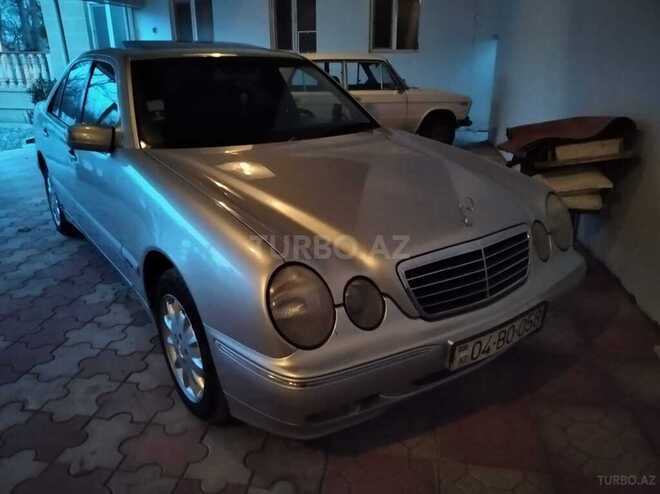 Mercedes E 240 2000, 283,418 km - 2.4 l - Ağcabədi