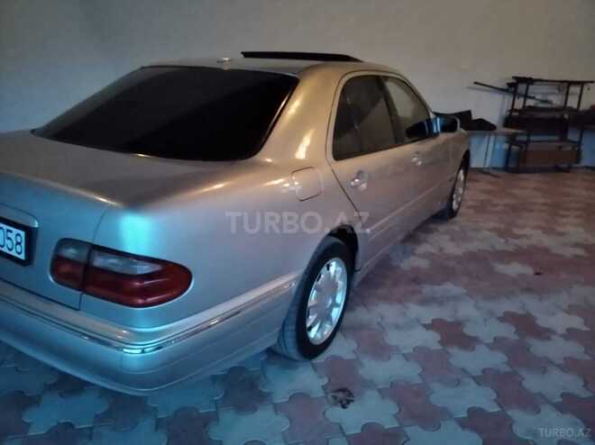 Mercedes E 240 2000, 283,418 km - 2.4 l - Ağcabədi