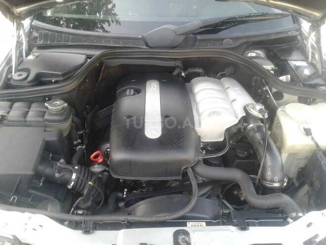 Mercedes C 220 2000, 300,425 km - 2.2 l - Bakı