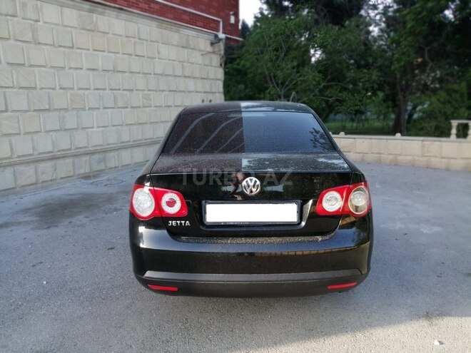 Volkswagen Jetta 2010, 210,331 km - 1.6 л - Bakı