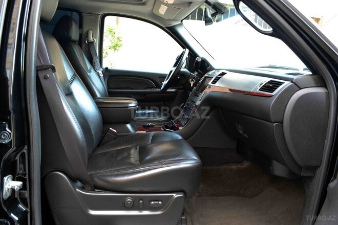 Cadillac Escalade 2009, 180,000 km - 6.2 l - Bakı