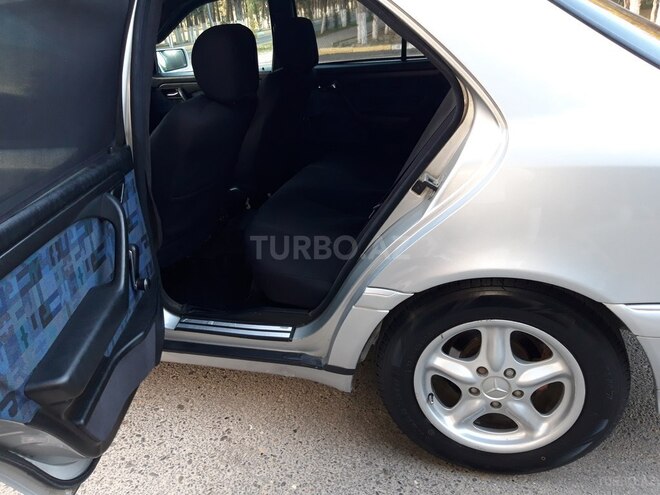 Mercedes C 220 1997, 350,000 km - 2.2 l - Sumqayıt