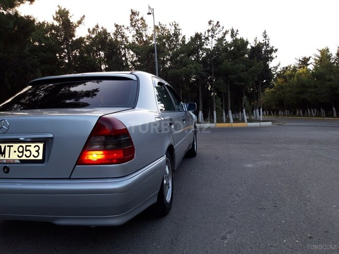 Mercedes C 220 1997, 350,000 km - 2.2 l - Sumqayıt