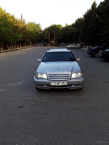 Mercedes C 220 1997, 350,000 km - 2.2 l - Sumqayıt