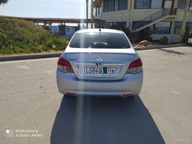 Mitsubishi Attrage 2014, 140,234 km - 1.2 л - Bakı