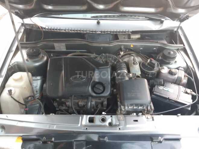 LADA (VAZ) 2115 2007, 100,000 km - 1.6 l - Salyan