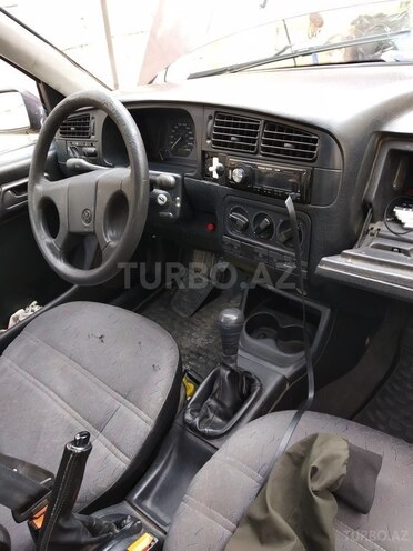Volkswagen Golf 1996, 250,000 km - 1.8 l - Bakı