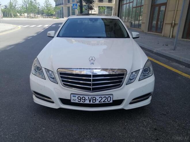 Mercedes E 220 2012, 182,000 km - 2.2 л - Bakı