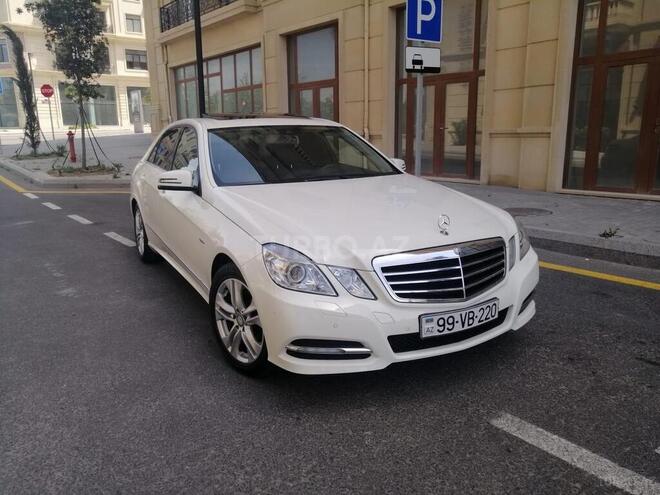 Mercedes E 220 2012, 182,000 km - 2.2 л - Bakı