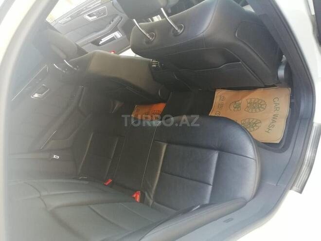 Mercedes E 220 2012, 182,000 km - 2.2 л - Bakı