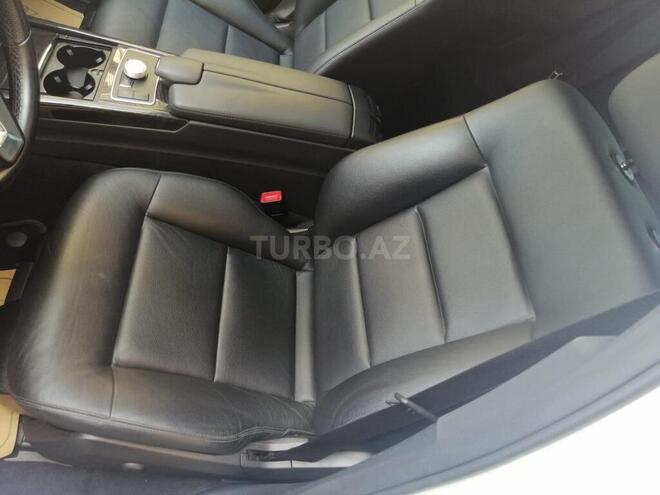 Mercedes E 220 2012, 182,000 km - 2.2 л - Bakı