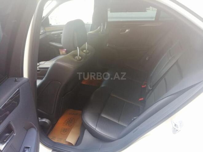Mercedes E 220 2012, 182,000 km - 2.2 л - Bakı