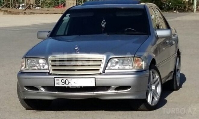 Mercedes C 230 2000, 280,000 km - 2.3 л - Bakı