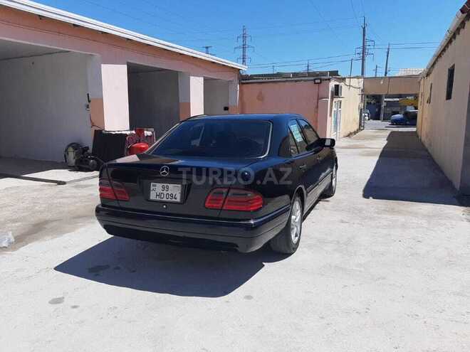 Mercedes E 320 1999, 270,000 km - 3.2 л - Bakı