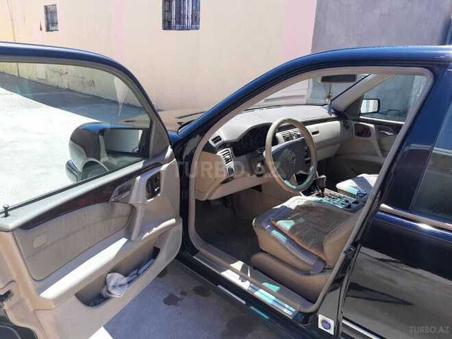 Mercedes E 320 1999, 270,000 km - 3.2 л - Bakı