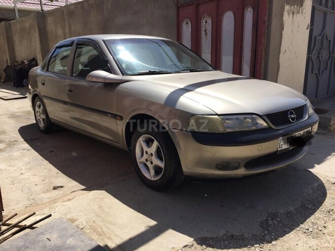 Opel Vectra 1996, 250,000 km - 1.6 l - Bakı