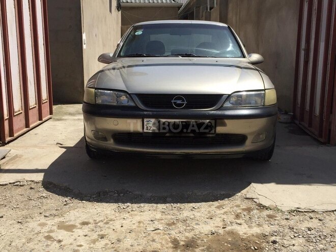 Opel Vectra 1996, 250,000 km - 1.6 l - Bakı