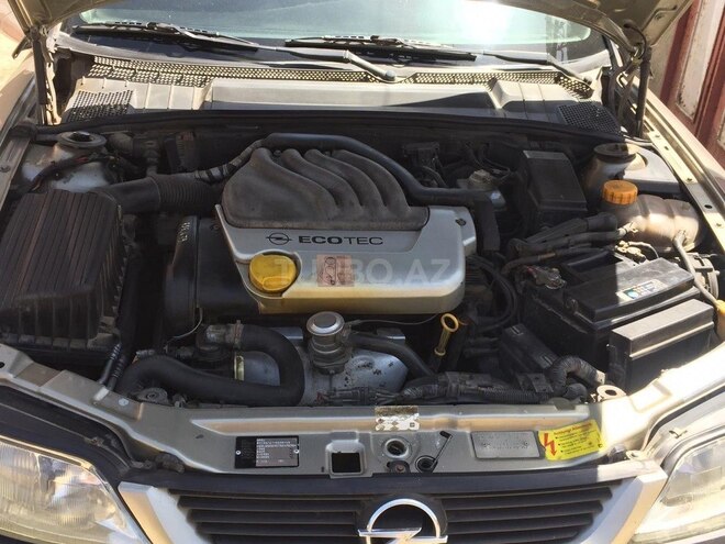 Opel Vectra 1996, 250,000 km - 1.6 l - Bakı
