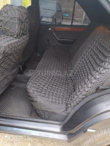 Mercedes E 250 1992, 785,321 km - 2.5 l - Bakı