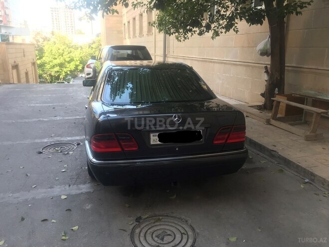 Mercedes E 230 1995, 370,000 km - 2.3 l - Bakı