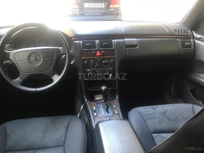 Mercedes E 230 1995, 370,000 km - 2.3 l - Bakı