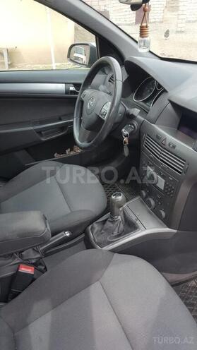 Opel Astra 2006, 170,000 km - 1.3 l - Bakı