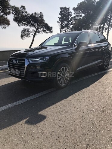 Audi Q7 2017, 74,000 km - 2.0 л - Bakı