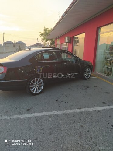 Volkswagen Passat 2006, 187,880 km - 2.0 l - Bakı