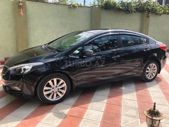 Kia Cerato 2014, 103,000 km - 1.8 l - Ucar