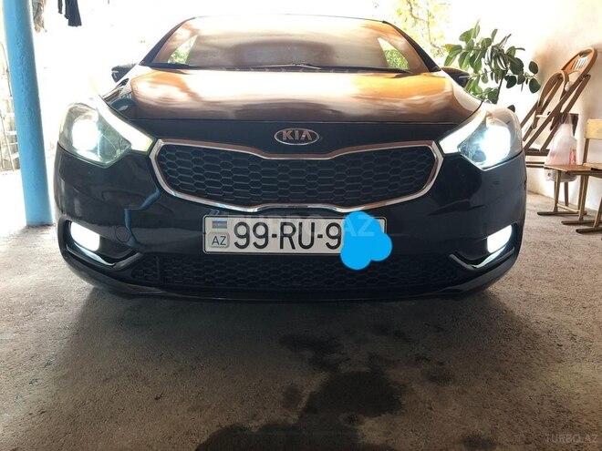 Kia Cerato 2014, 103,000 km - 1.8 l - Ucar
