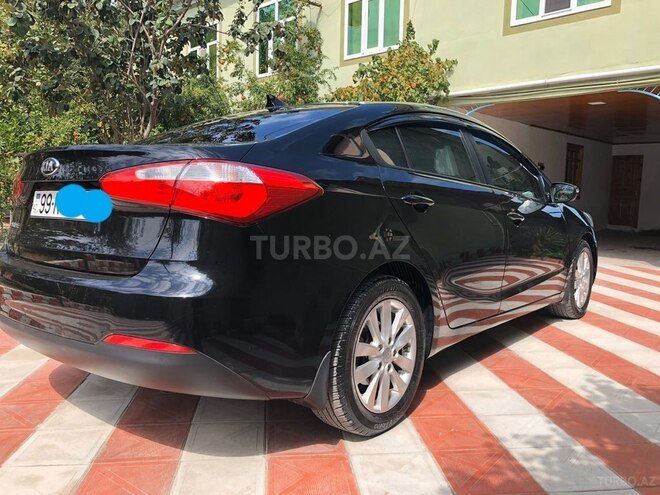 Kia Cerato 2014, 103,000 km - 1.8 l - Ucar