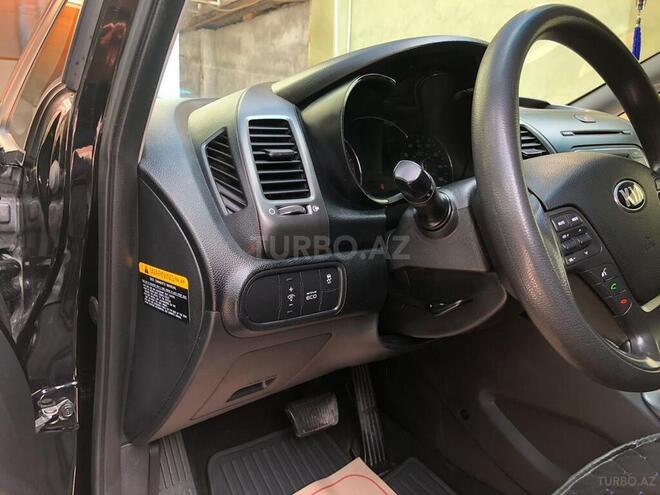 Kia Cerato 2014, 103,000 km - 1.8 l - Ucar