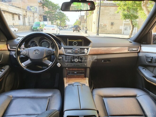 Mercedes E 350 2011, 178,000 km - 3.5 л - Bakı