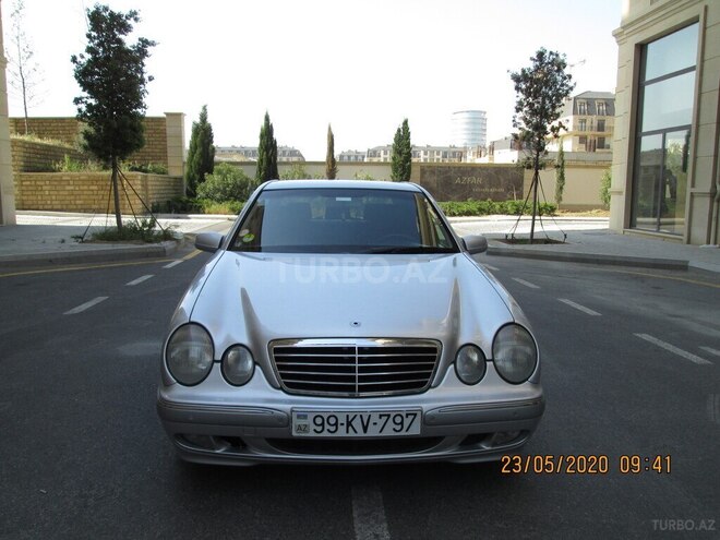 Mercedes E 270 2001, 360,000 km - 2.7 l - Bakı
