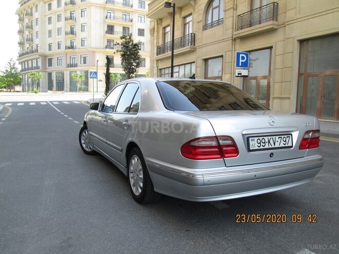 Mercedes E 270 2001, 360,000 km - 2.7 l - Bakı