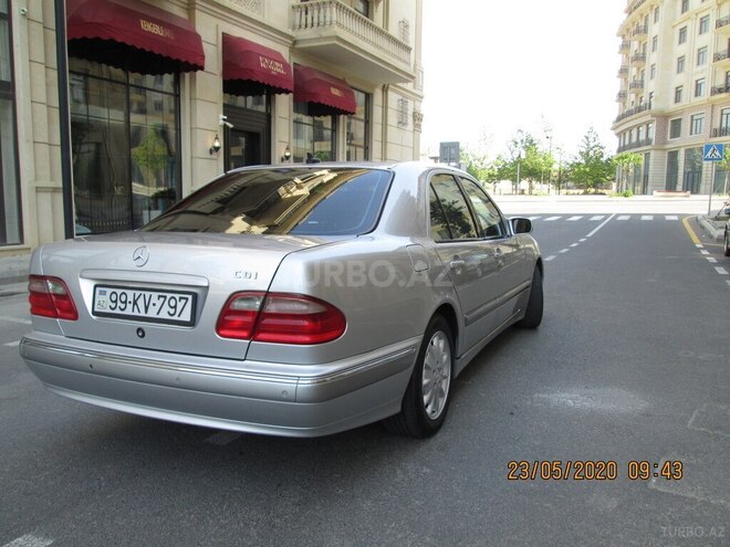 Mercedes E 270 2001, 360,000 km - 2.7 l - Bakı