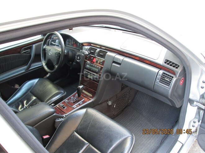 Mercedes E 270 2001, 360,000 km - 2.7 l - Bakı