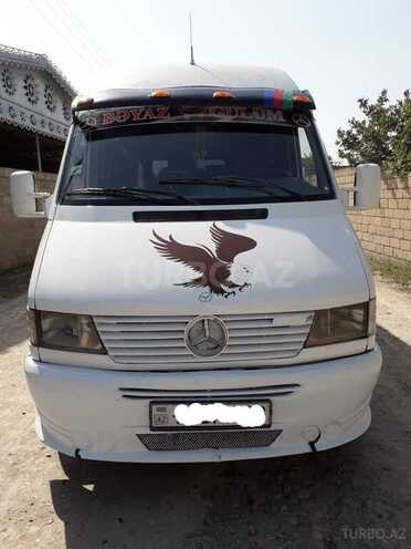 Mercedes Sprinter 412 1995, 574,000 km - 3.0 l - Salyan