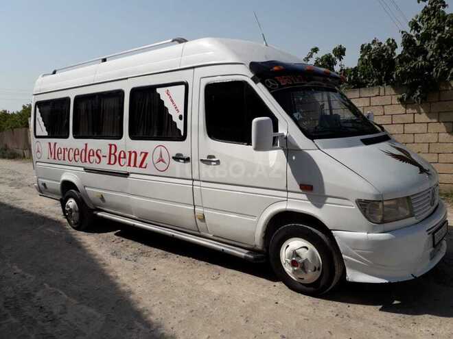 Mercedes Sprinter 412 1995, 574,000 km - 3.0 l - Salyan