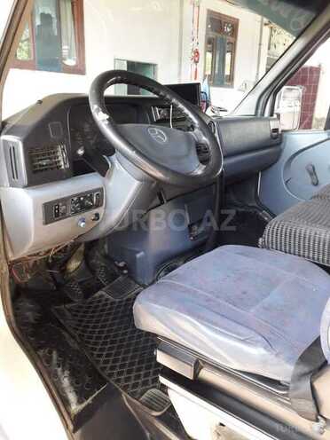 Mercedes Sprinter 412 1995, 574,000 km - 3.0 l - Salyan