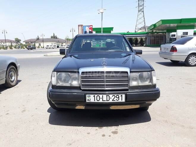 Mercedes E 230 1987, 145,578 km - 2.3 л - Sabirabad