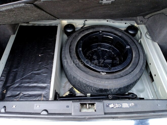 Mercedes E 240 1998, 255,000 km - 2.4 l - Bakı