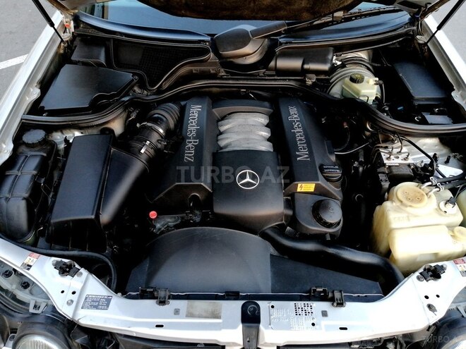 Mercedes E 240 1998, 255,000 km - 2.4 l - Bakı