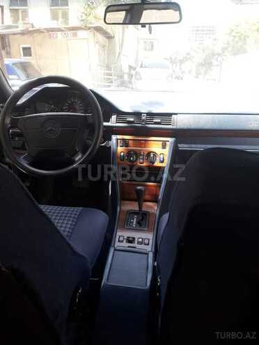 Mercedes E 220 1995, 454,050 km - 2.2 l - Bakı