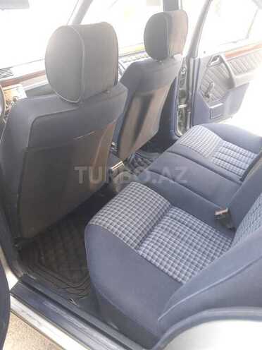 Mercedes E 220 1995, 454,050 km - 2.2 l - Bakı